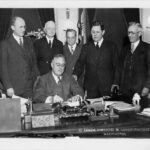 1929